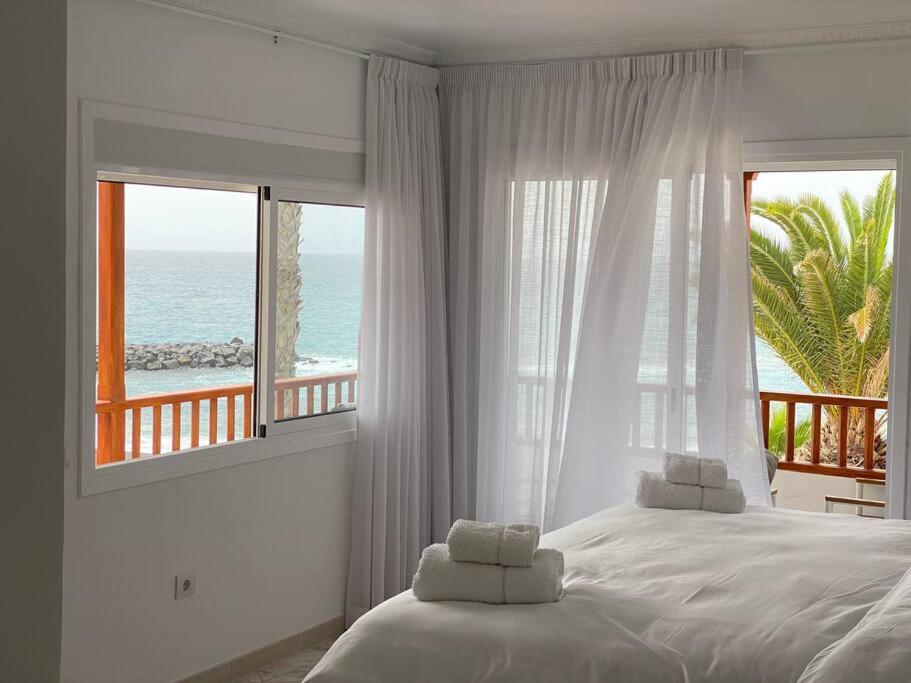 Villa Tranquila, Playa Del Duque 阿德耶 外观 照片