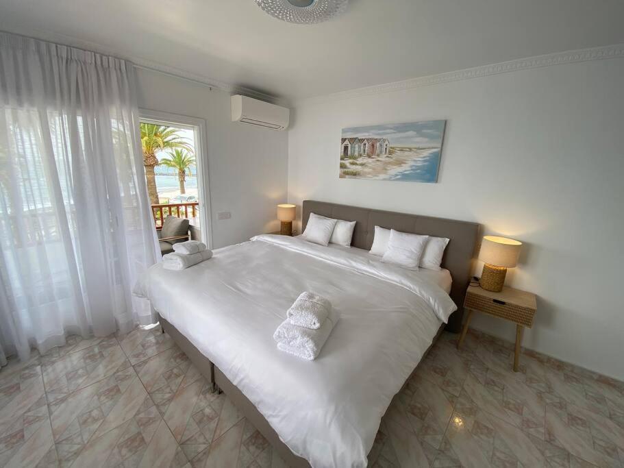 Villa Tranquila, Playa Del Duque 阿德耶 外观 照片