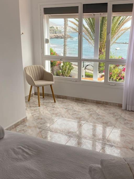 Villa Tranquila, Playa Del Duque 阿德耶 外观 照片