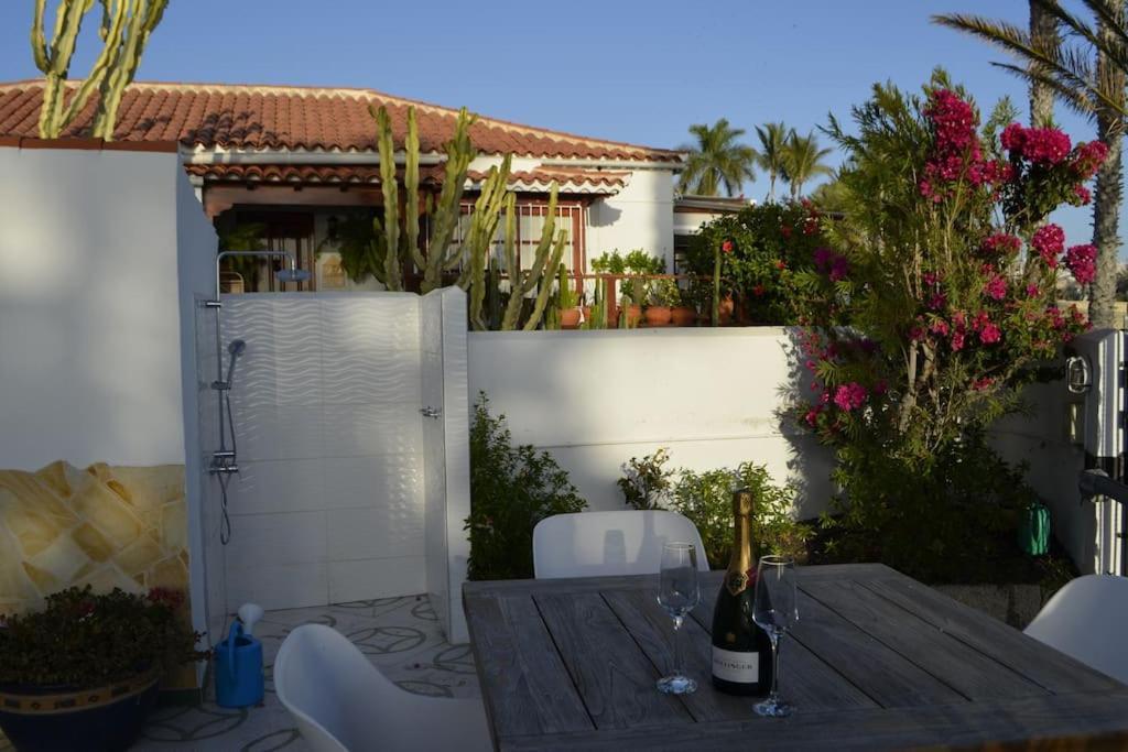 Villa Tranquila, Playa Del Duque 阿德耶 外观 照片